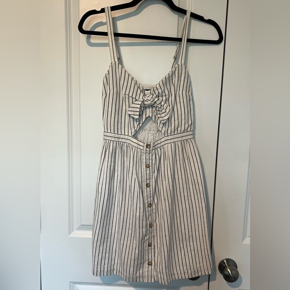 Abercrombie & Fitch Striped White and Blue Mini Size S